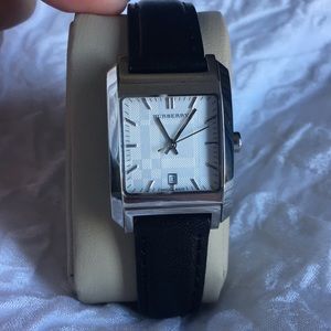 Burberry watch MAKE ME AN OFFER